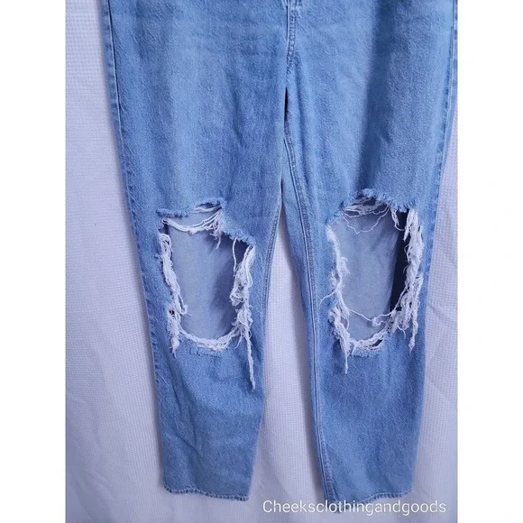 American Eagle Highest Rise Baggy Straight Distressed Jeans‎ Women's size 16 R - Picture 4 of 11